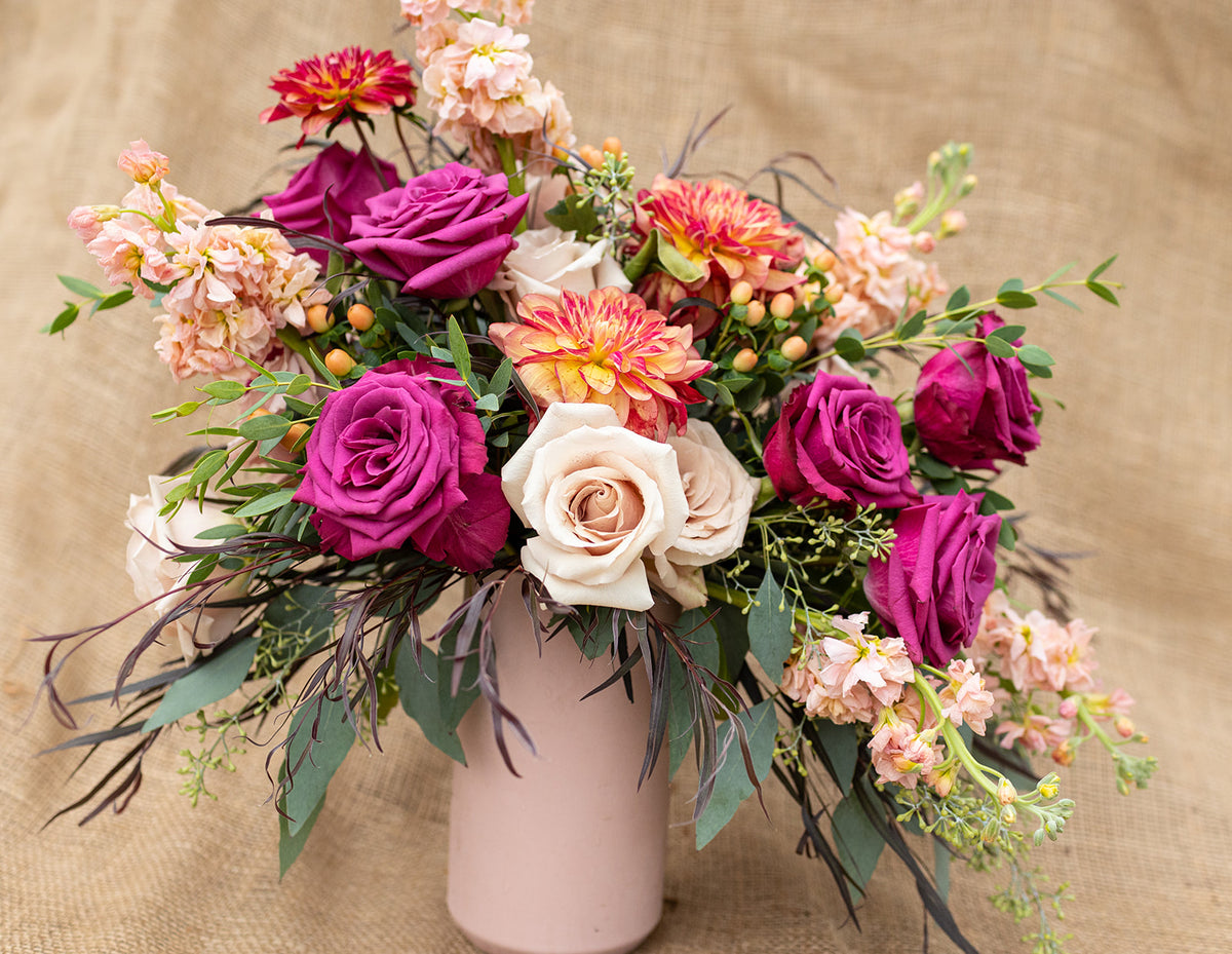 Floral Arrangements - Lowe's Greenhouse